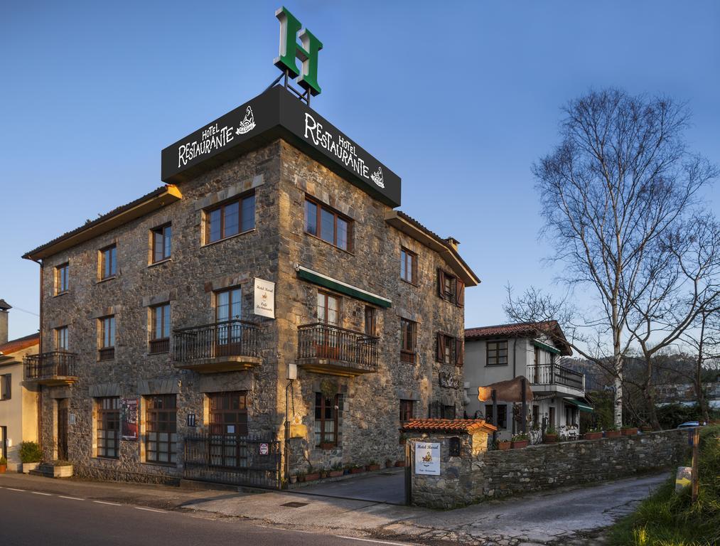 Hotel Restaurante Cabo Vidio Oviñana エクステリア 写真