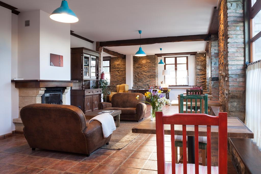 Hotel Restaurante Cabo Vidio Oviñana エクステリア 写真